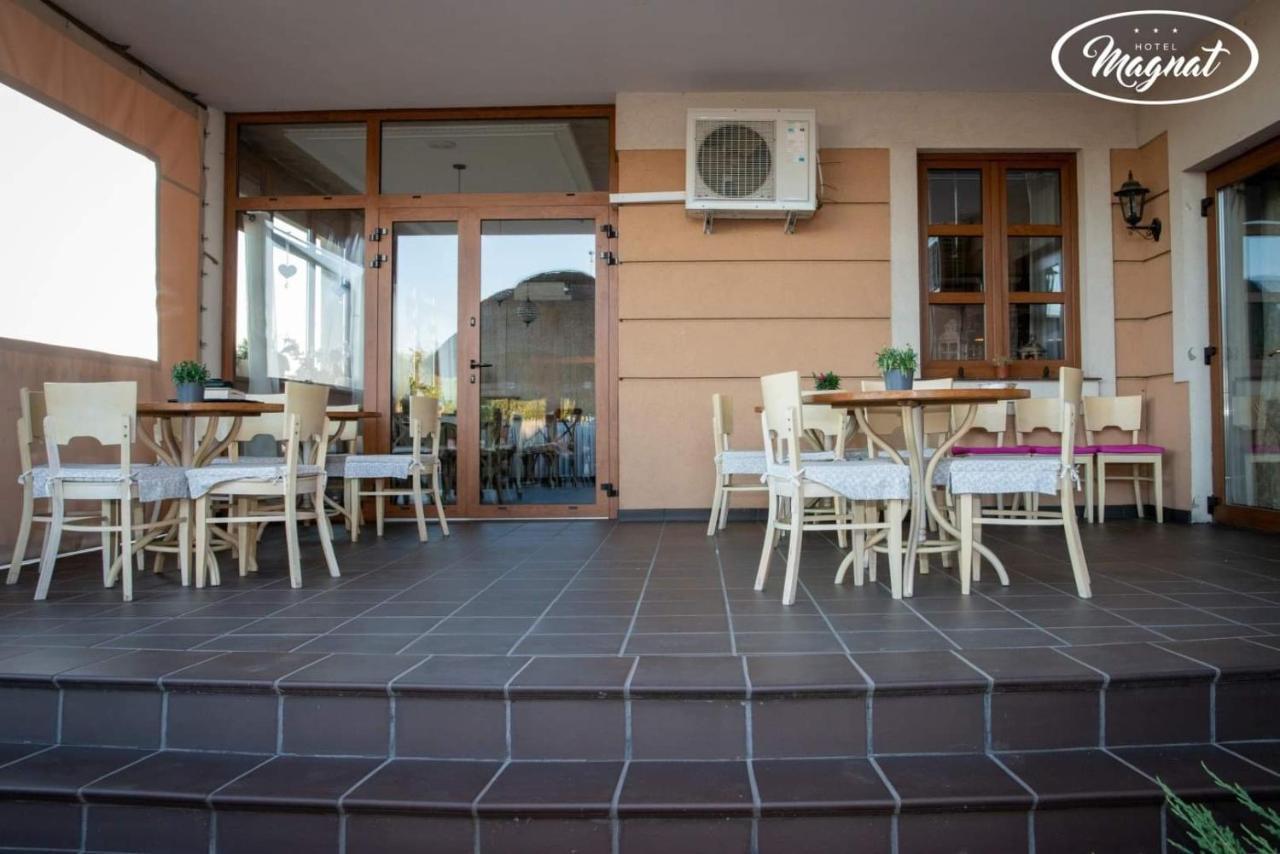 Hotel Magnat Słupca Extérieur photo