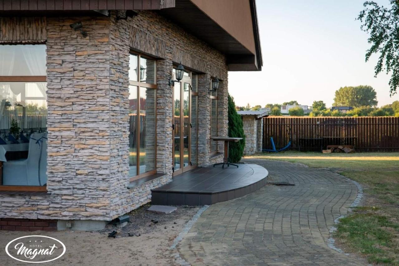 Hotel Magnat Słupca Extérieur photo