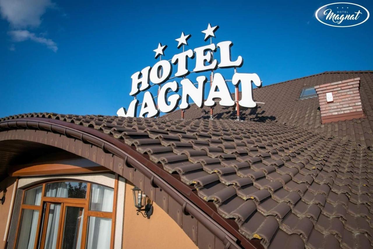 Hotel Magnat Słupca Extérieur photo