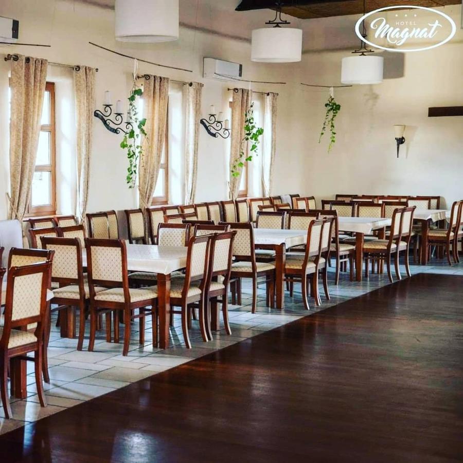 Hotel Magnat Słupca Extérieur photo