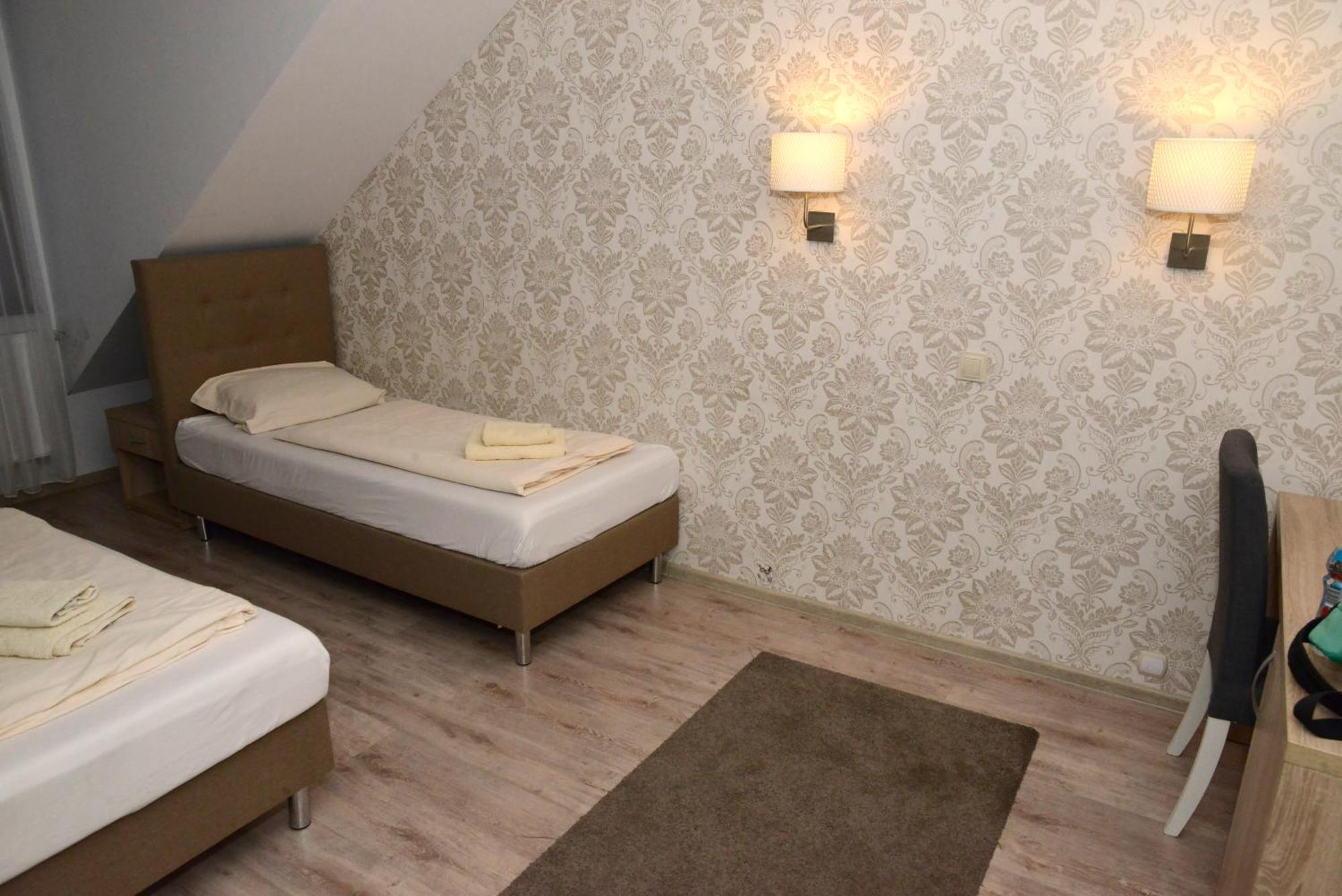 Hotel Magnat Słupca Extérieur photo