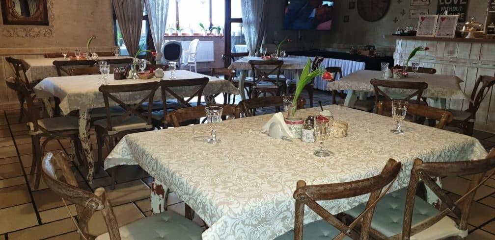 Hotel Magnat Słupca Extérieur photo